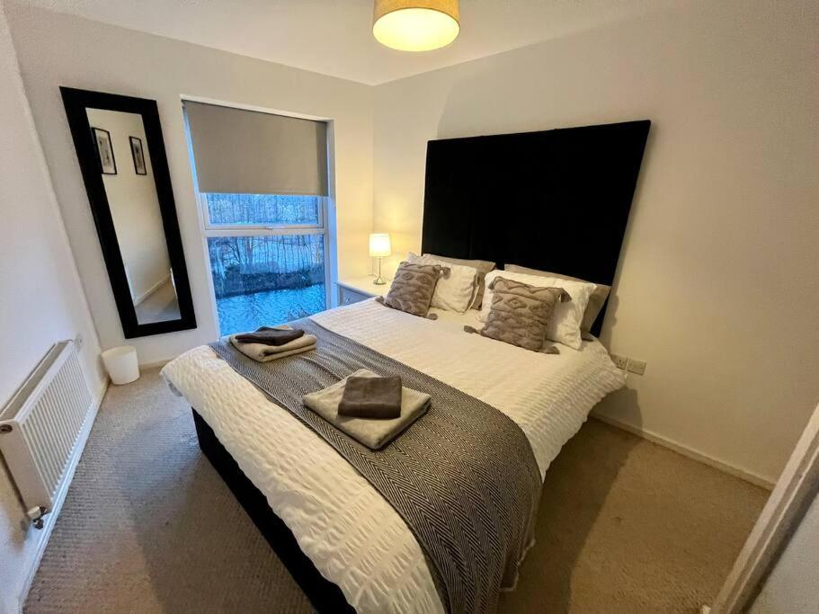 Etihad Fc 2Br Apartment With Water View 曼彻斯特 外观 照片